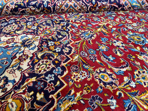 Hand-Knotted Persian Kashan Carpet