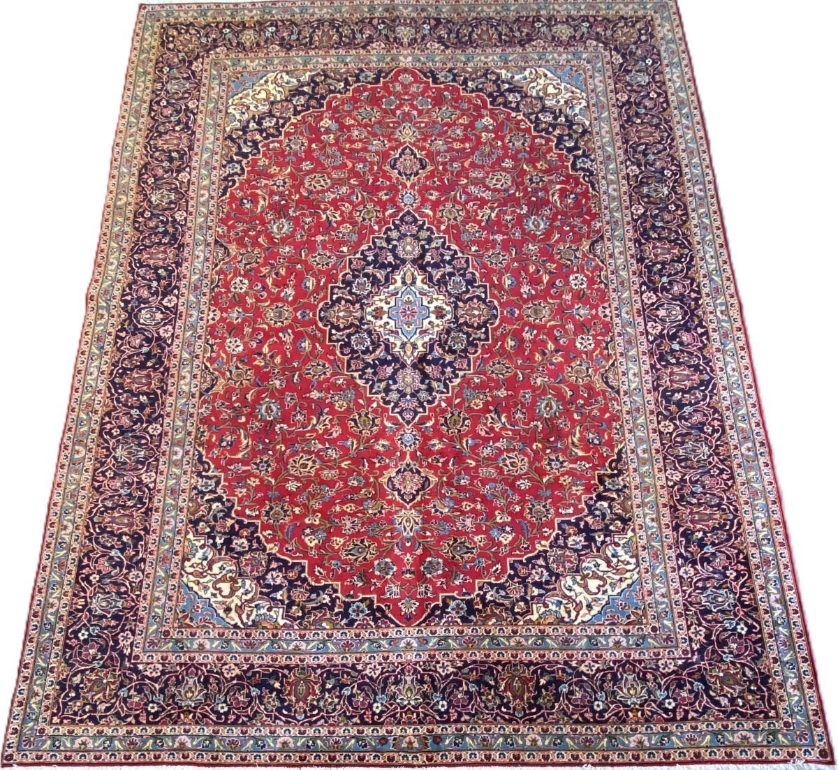 Hand-Knotted Persian Kashan Carpet
