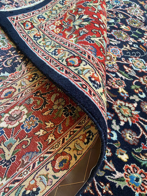 Fine Hand-Knotted Persian Bidjar Boukan Carpet