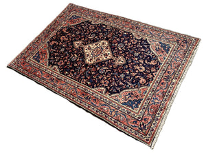 Fine Hand-Knotted Persian Farahan Rug