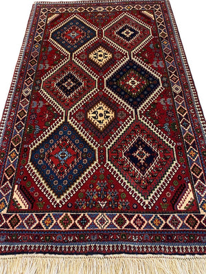 Fine Hand-Knotted Persian Yallameh Rug