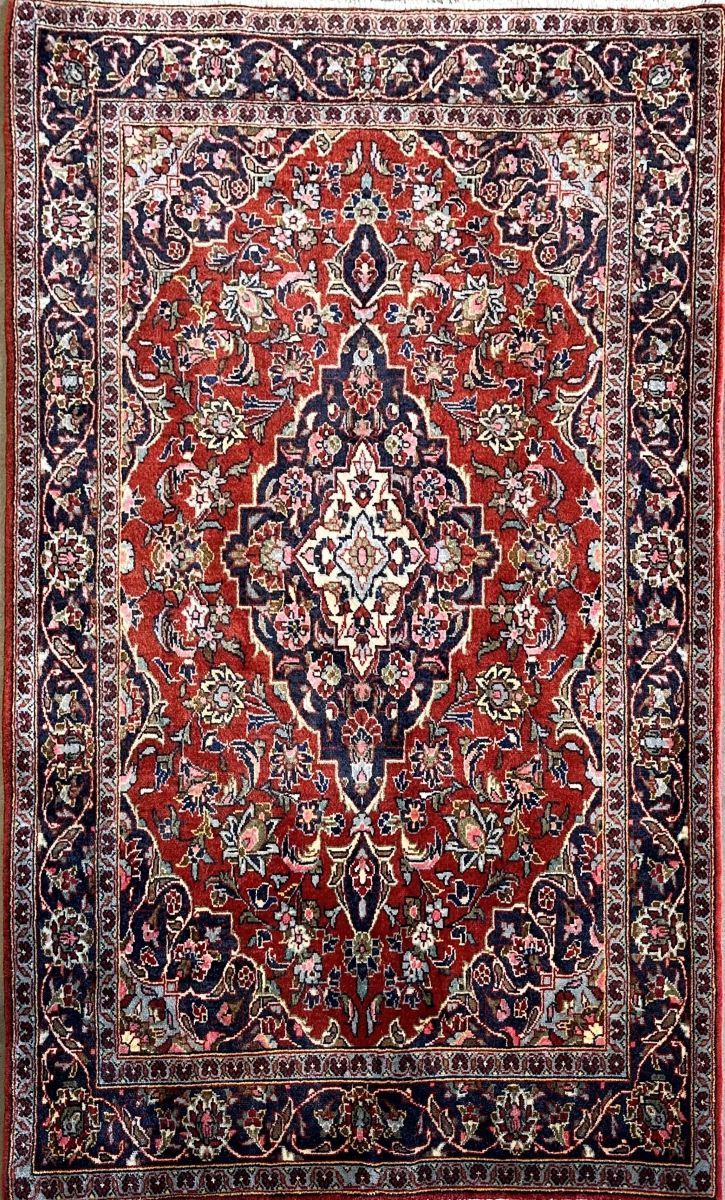 Hand-knotted Persian Kashan Carpet