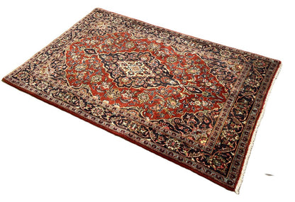 Hand-knotted Persian Kashan Carpet