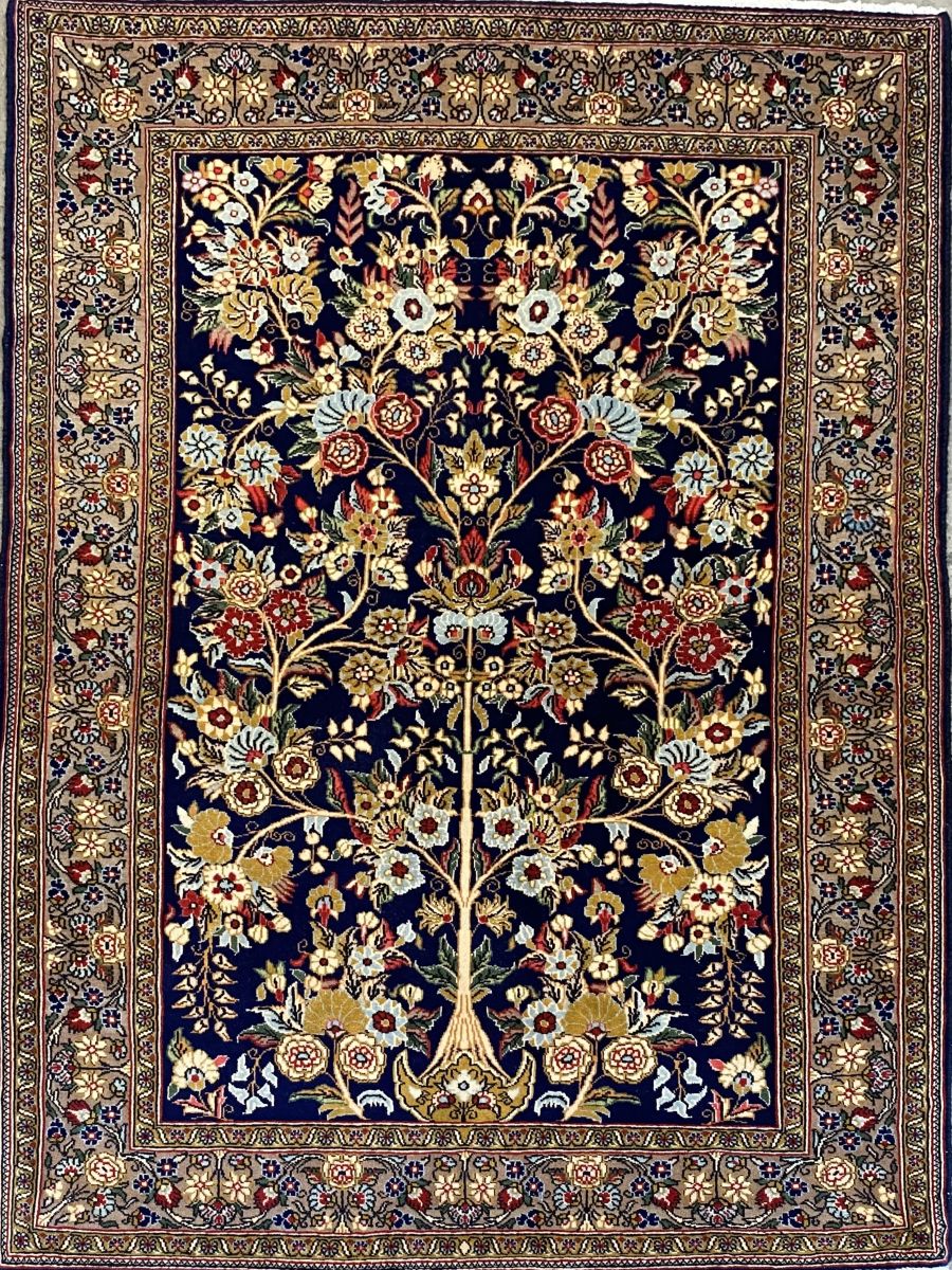 Fine Hand-Knotted Persian Qum Carpet