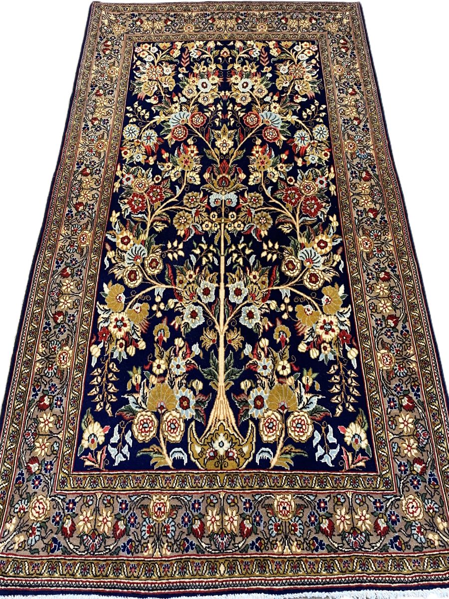 Fine Hand-Knotted Persian Qum Carpet