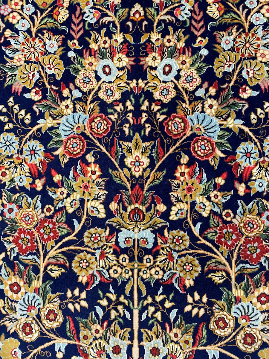 Fine Hand-Knotted Persian Qum Carpet