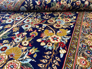 Fine Hand-Knotted Persian Qum Carpet