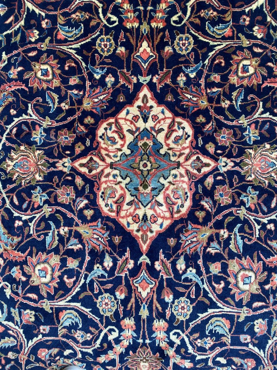 Fine Hand-Knotted Persian Qazvin Carpet