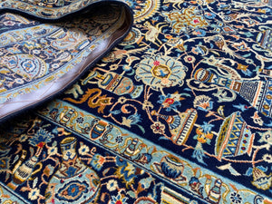 Fine Hand-Knotted Persian Kashan Carpet