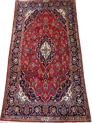 Fine Hand-Knotted Persian Kashan Rug