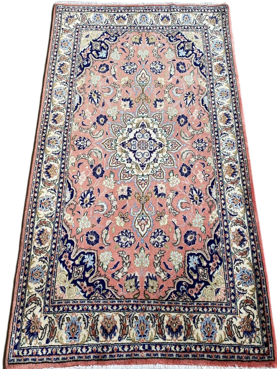Fine Hand-Knotted Persian Bidjar Rug