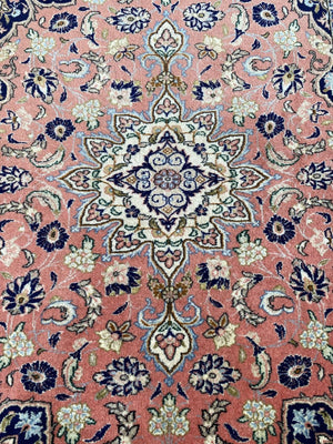 Fine Hand-Knotted Persian Bidjar Rug