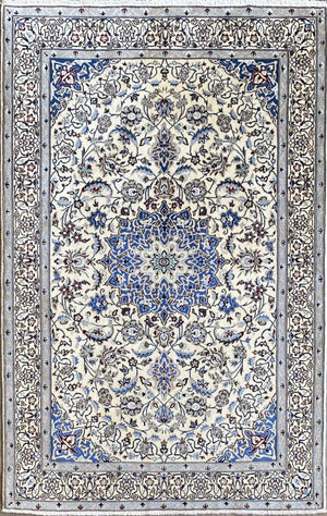 Fine Hand-Knotted Persian Naien Carpet