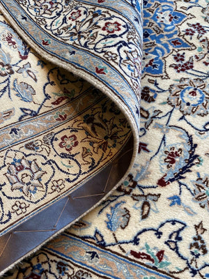 Fine Hand-Knotted Persian Naien Carpet