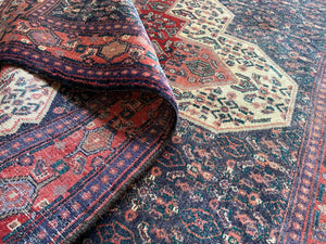 Handmade Tribal Persian Senneh Rug