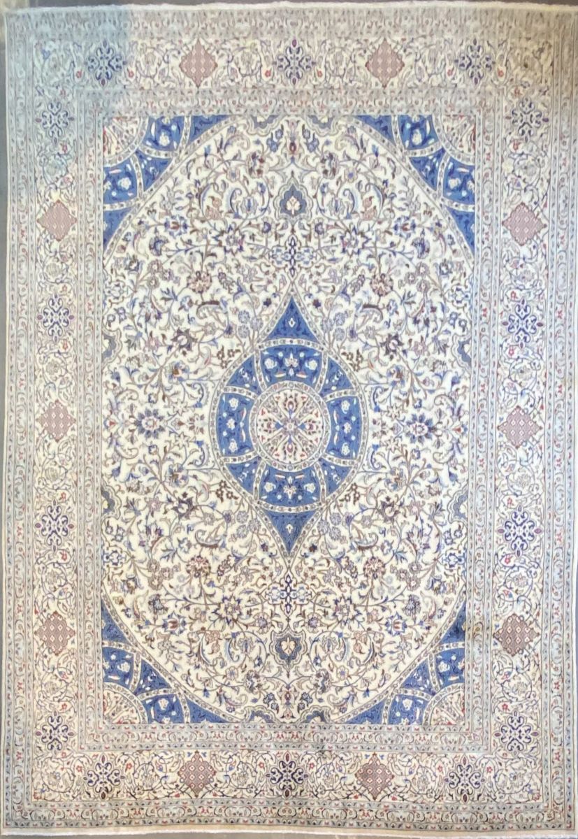 Fine Hand-Knotted Persian Naien Carpet