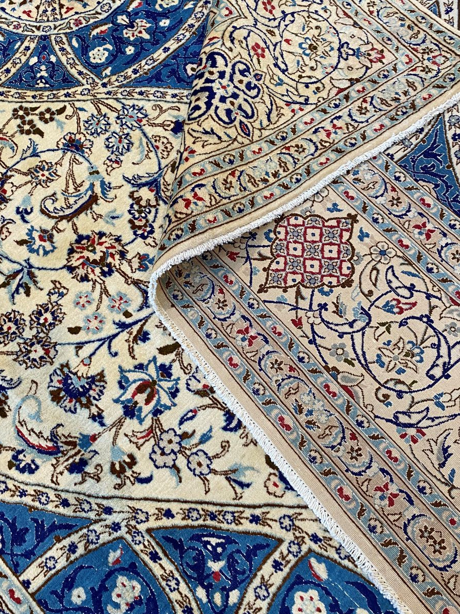 Fine Hand-Knotted Persian Naien Carpet