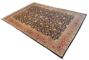 Fine Hand-Knotted Persian Bidjar Carpet