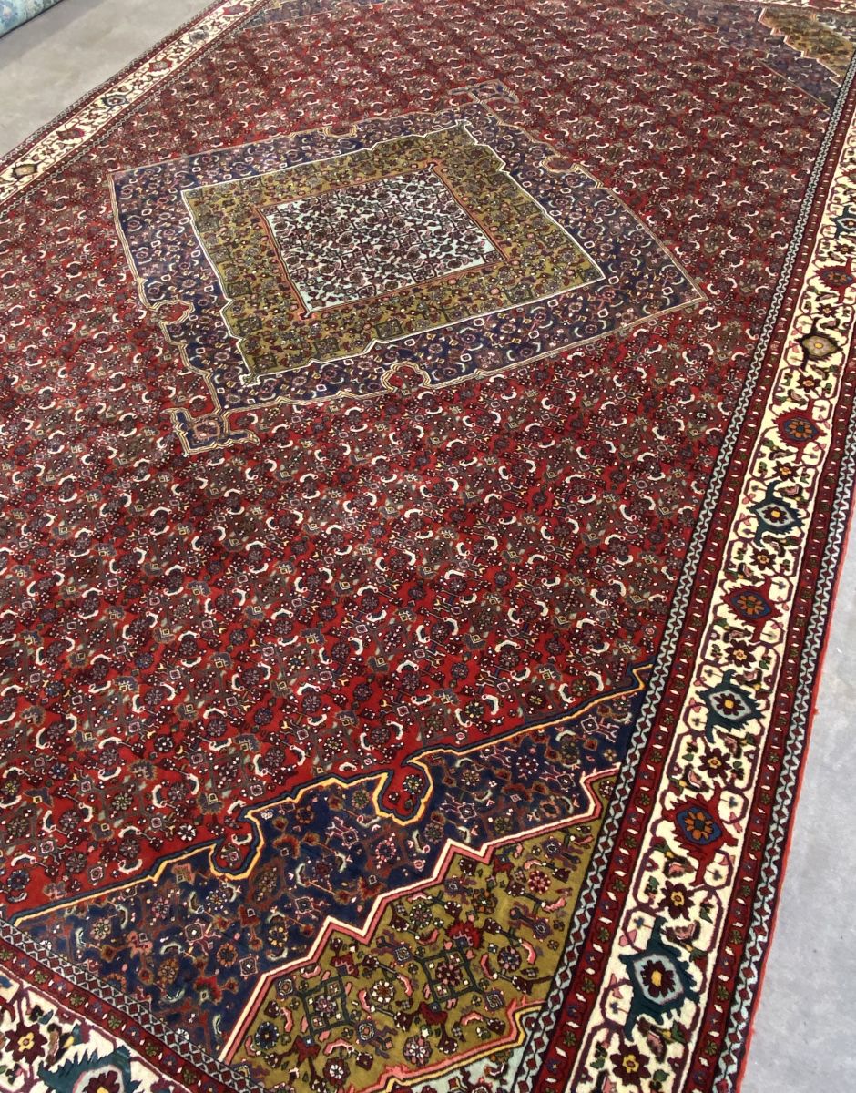 Fine Hand-Knotted Tribal Persian Bidjar Carpet