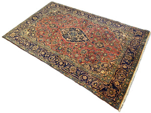 Hand-Knotted Persian Kashan Carpet