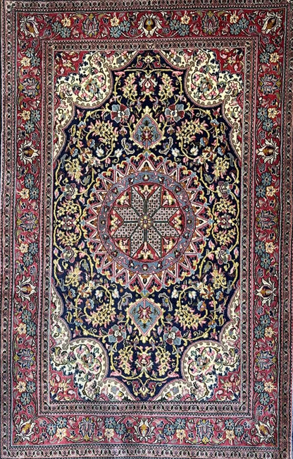 Fine Hand-Knotted Persian Qum Carpet