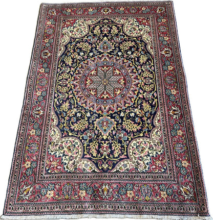 Fine Hand-Knotted Persian Qum Carpet