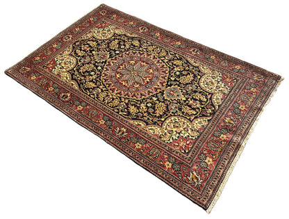 Fine Hand-Knotted Persian Qum Carpet