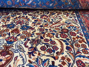 Fine Hand-Knotted Persian Sarouq Ghiasabad Carpet