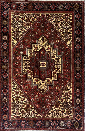 Fine Hand-Knotted Persian Bidjar Gholtogh Rug