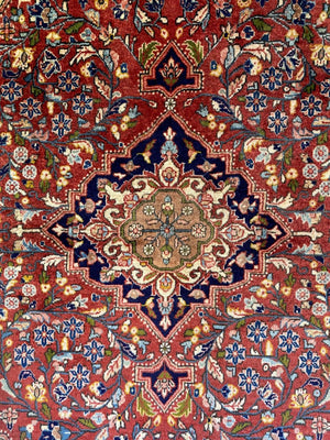 Fine Hand-Knotted Persian Jozan Teyme Carpet