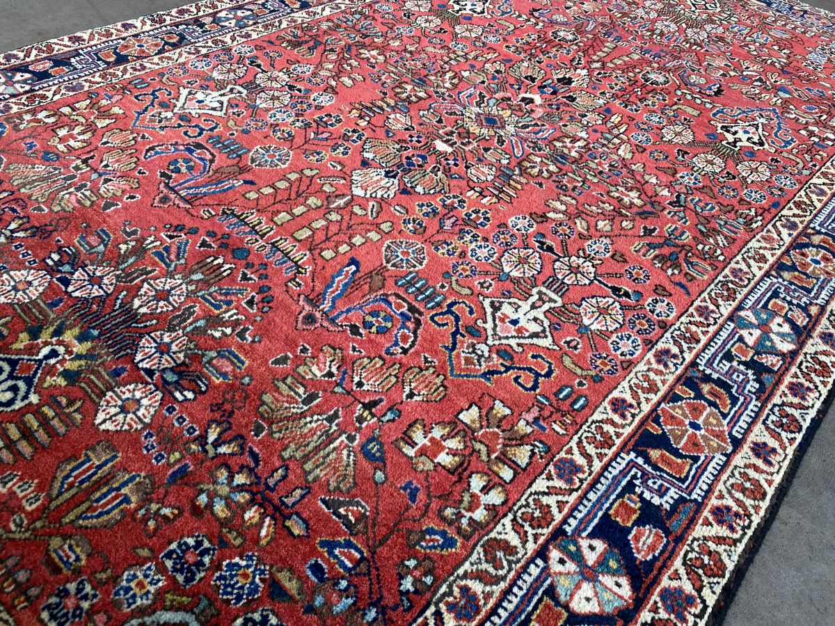Fine Hand-Knotted Persian Jozan Rug