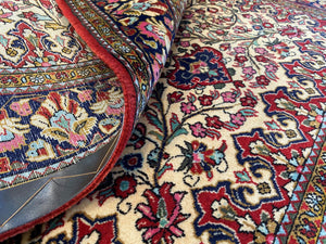 Fine Hand-Knotted Persian Qum Carpet