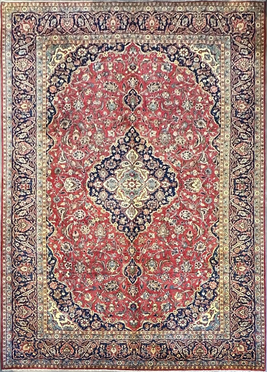 Fine Hand-Knotted Persian Kashan Carpet