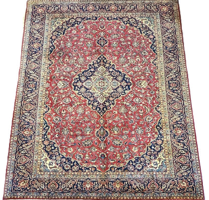 Fine Hand-Knotted Persian Kashan Carpet