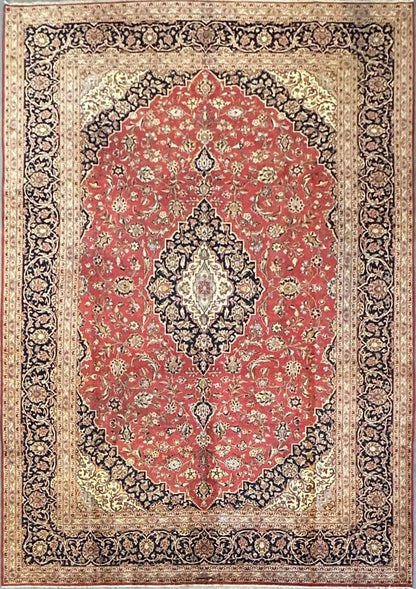 Fine Hand-Knotted Persian Kashan Carpet