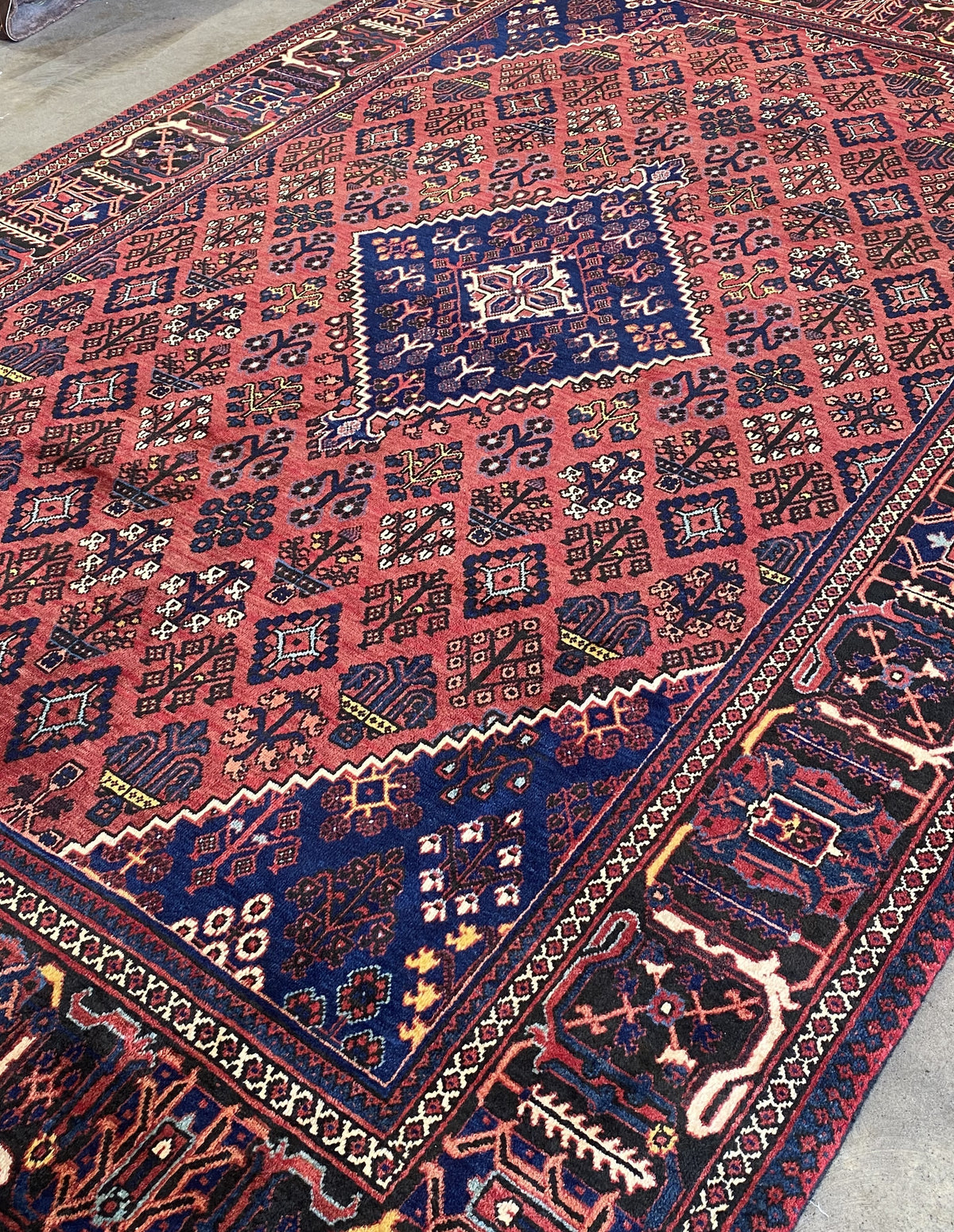 Fine Hand-Knotted Persian Meymeh Carpet