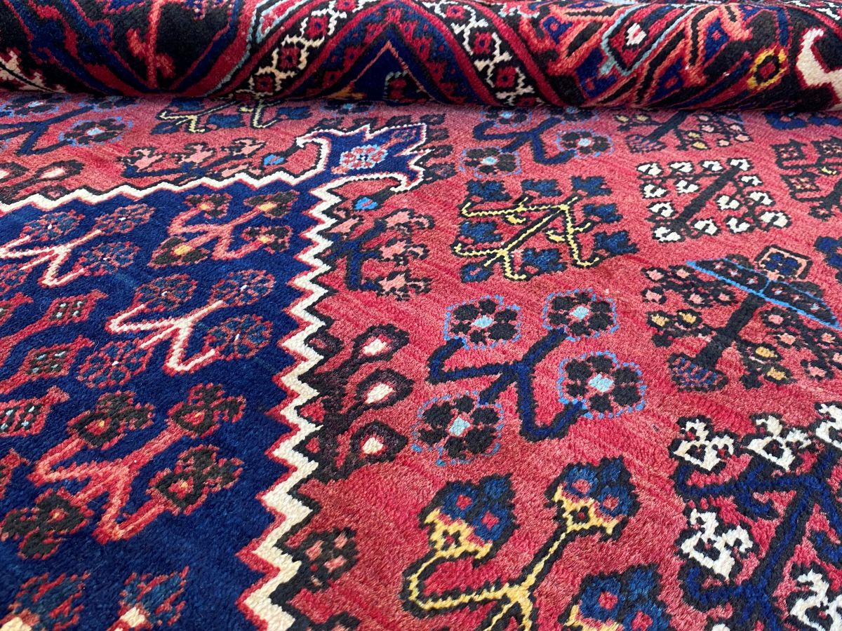 Fine Hand-Knotted Persian Meymeh Carpet
