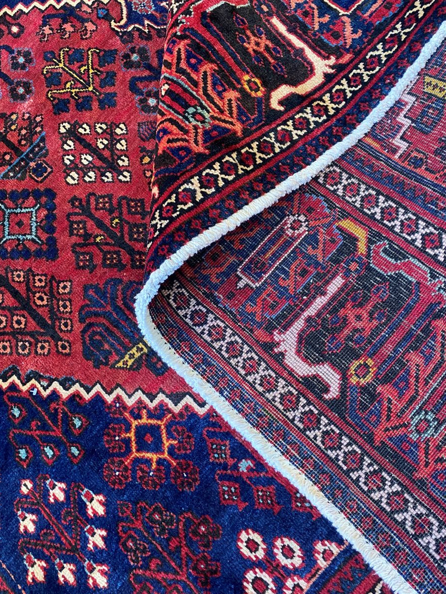Fine Hand-Knotted Persian Meymeh Carpet