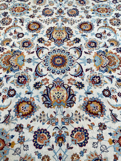 Superfine Hand-knotted Persian Kashan Carpet