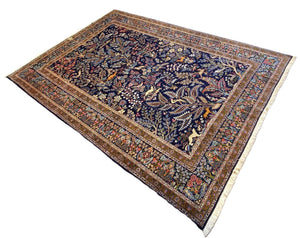 Fine Hand-Knotted Persian Kashan Carpet