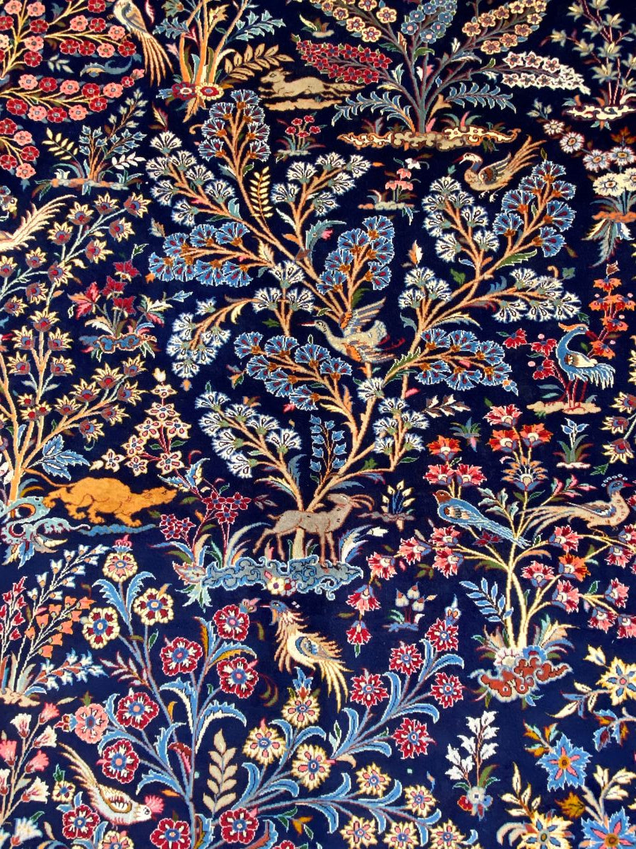 Fine Hand-Knotted Persian Kashan Carpet