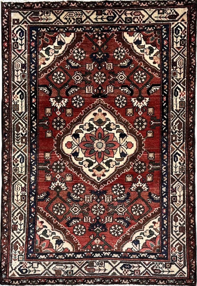 Hand-Knotted Tribal Persian Hossainabad Rug
