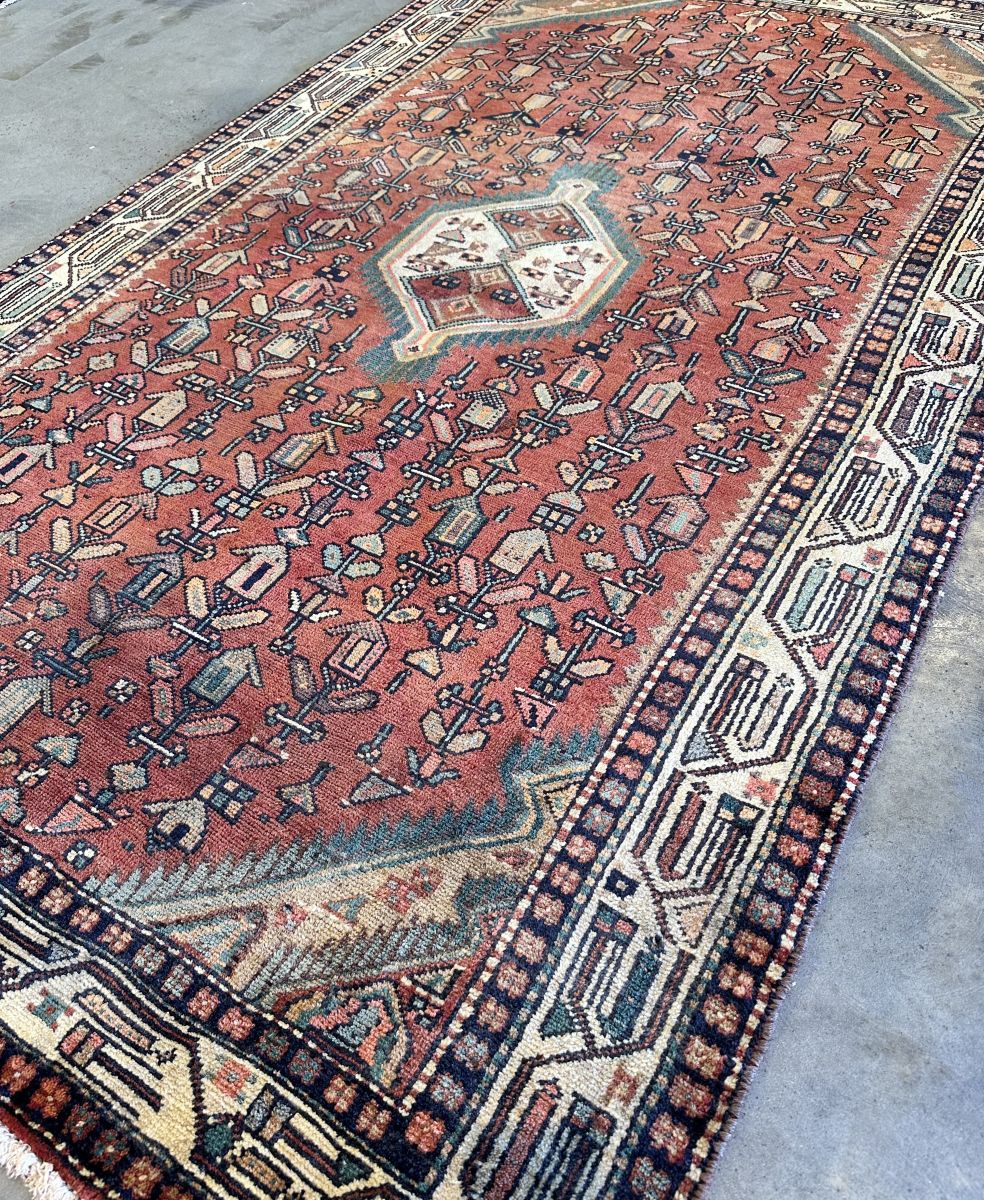 Hand-Knotted Tribal Persian Hossainabad Rug
