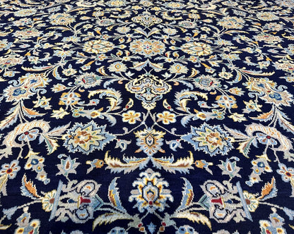 Fine Hand-knotted Royal Persian Kashan Carpet