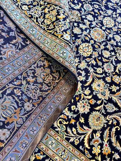 Fine Hand-knotted Royal Persian Kashan Carpet