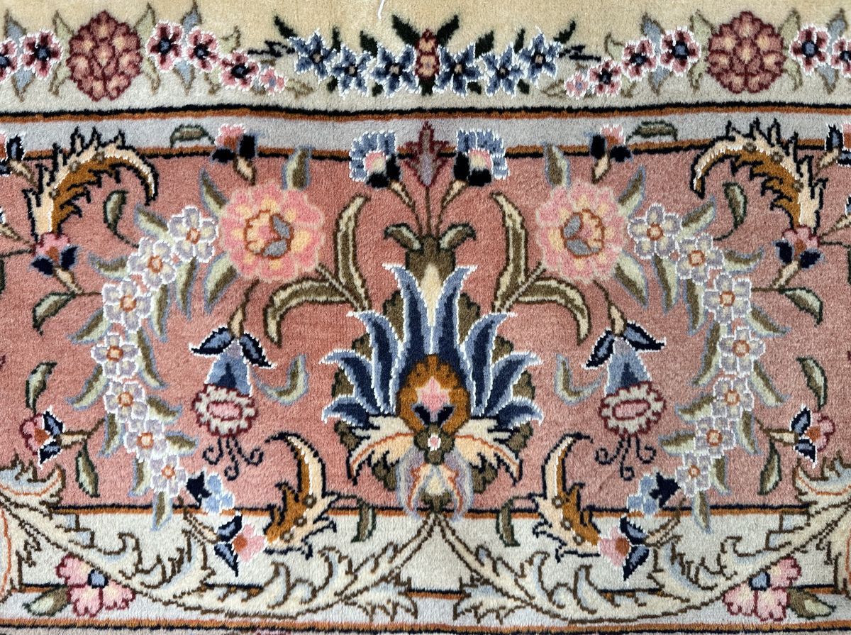 Fine Hand-Knotted Persian Tabriz Carpet