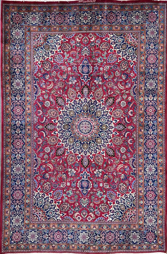 Fine Hand-Knotted Persian Kashmar Carpet