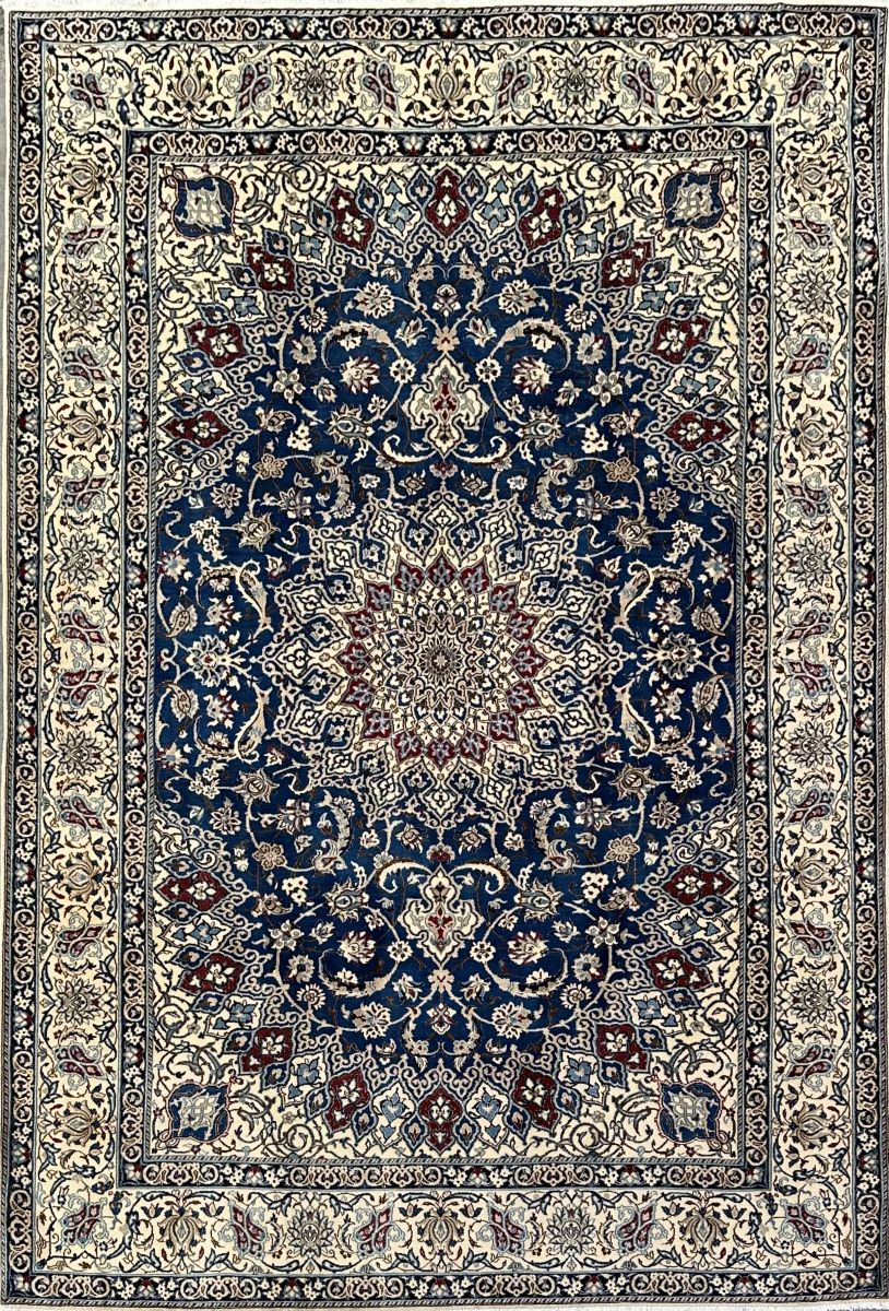 Fine Hand-Knotted Persian Naien Carpet