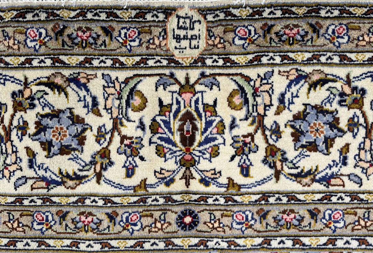 Fine Hand-Knotted Persian Kashan Carpet