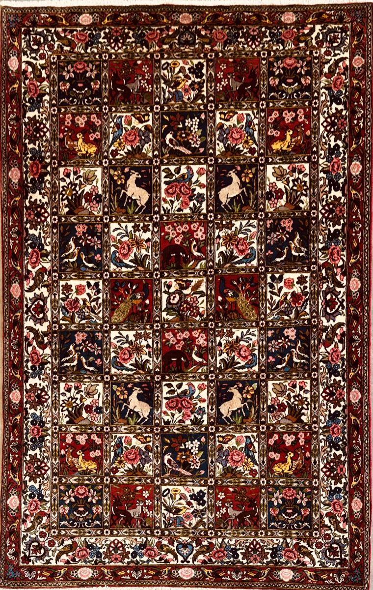 Fine Hand-Knotted Tribal Persian Bakhtiar Chahalshotor Carpet